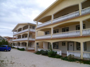 Apartments by the sea Vir - 13104